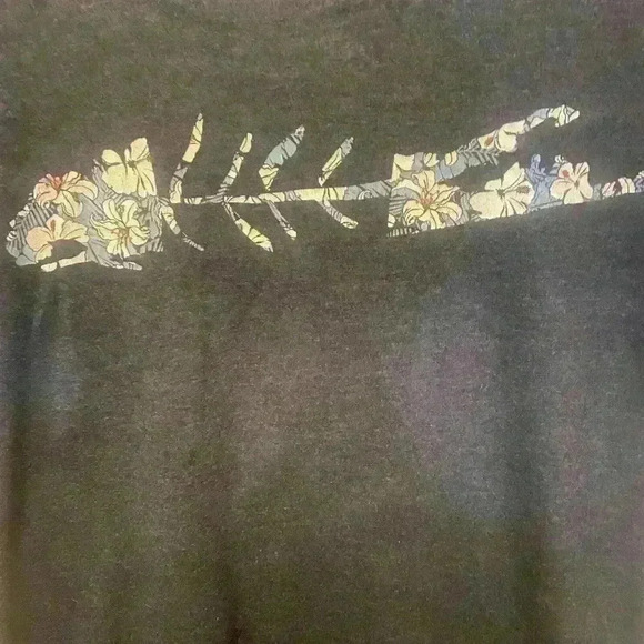 Men’s Carleton Long Fish Tee Shirt Size Small - Picture 4 of 4